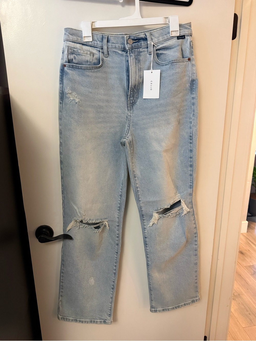 CELLO Light Wash Distressed Straight-Leg Jeans